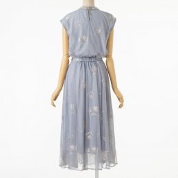 Noela  ノエラ　配色刺繍チュールセットアップドレス　ブルー/M